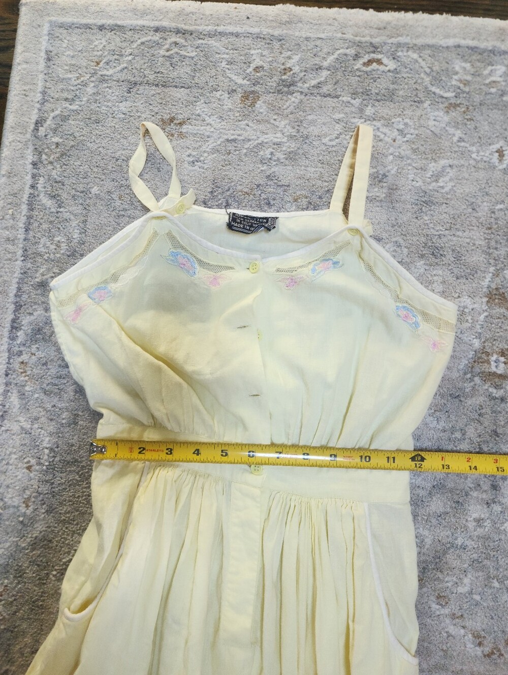 Gorgeous Vintage Dress - Picture 9 of 9